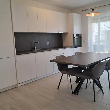 Ursus Apartament *